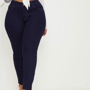 Never been worn dark blue skinny jeans